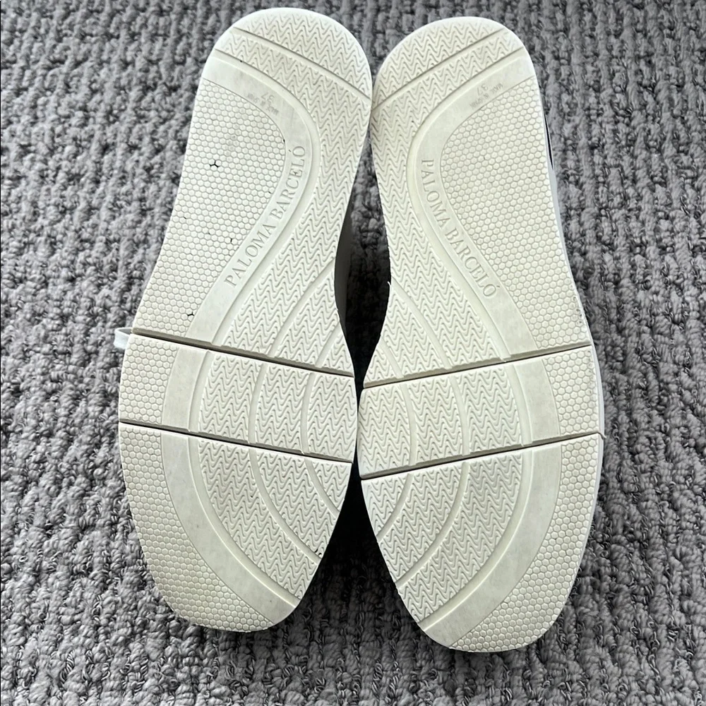 Paloma Barcelo Cream Sneakers - Picture 3 of 3